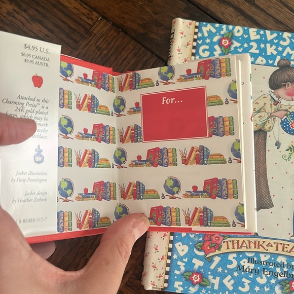 Teacher small book gift bundle - Picture 2 of 5